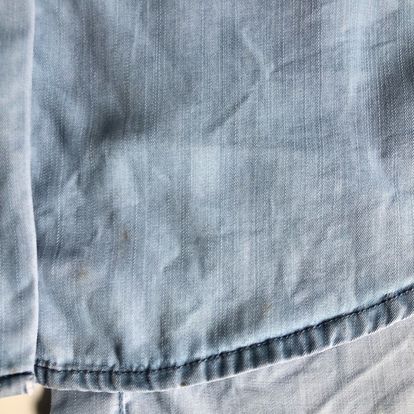 Sam Edelman Split Back Roll Up Sleeves Chambray Shirt Size Medium - Picture 15 of 16